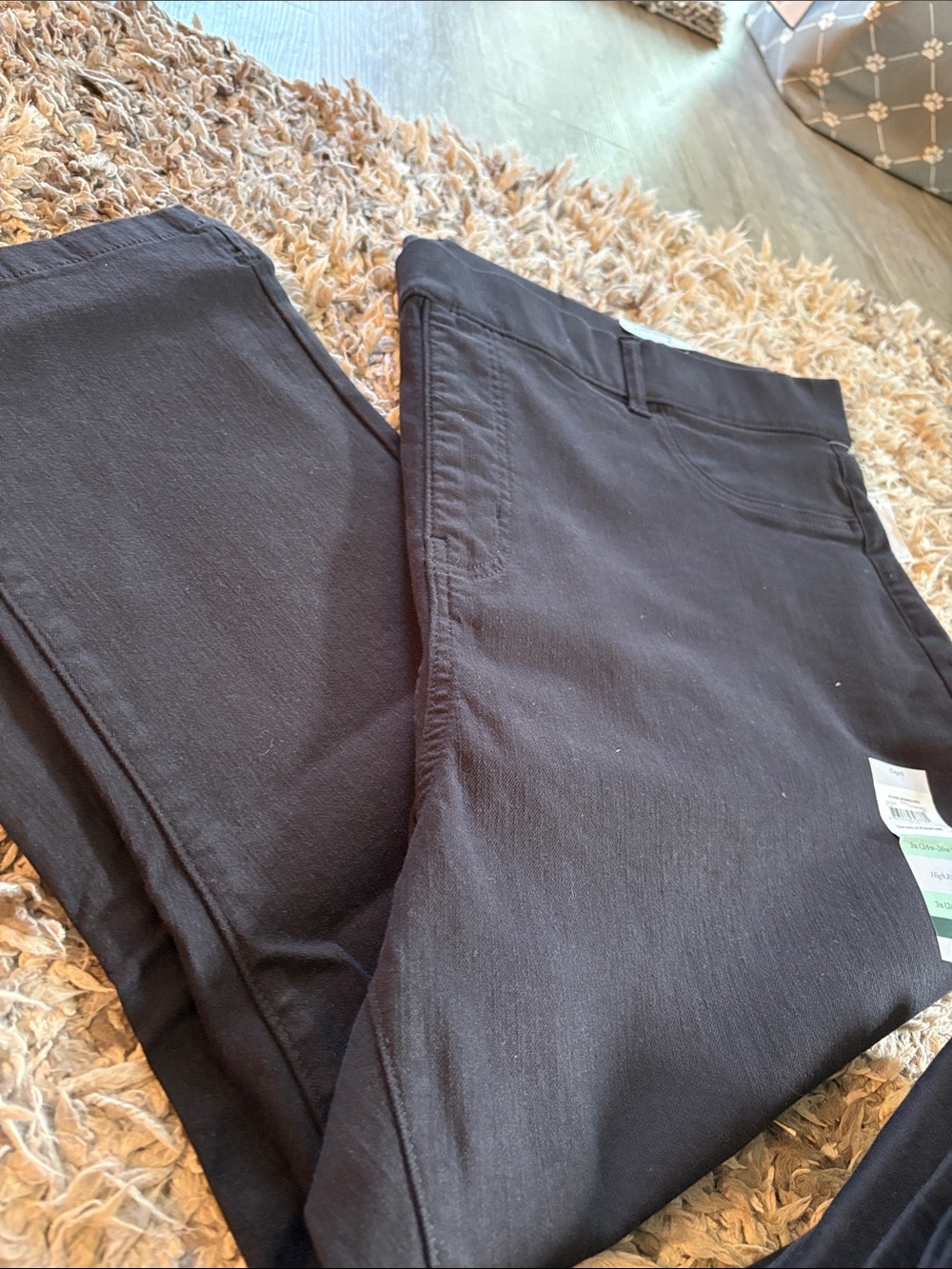 New Terra & Sky black tummy control capri jeans women’s plus sizes